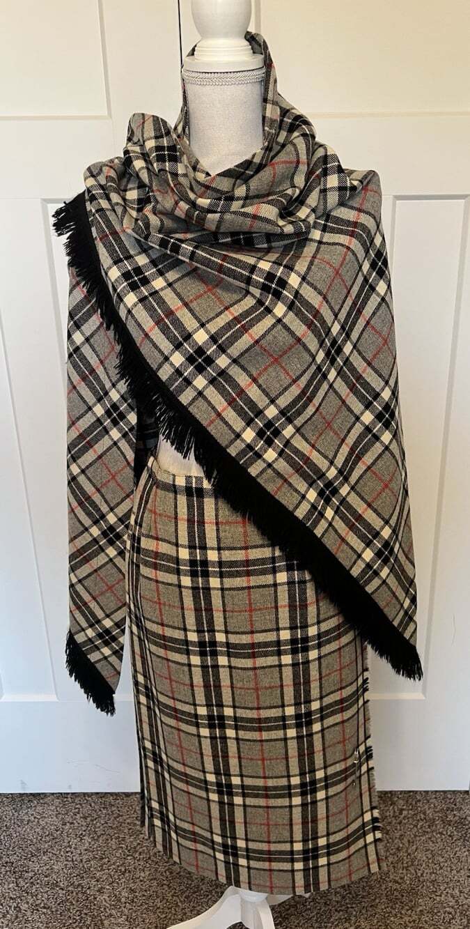 Vintage Archie Brown & Son Wool Kilt Skirt Shawl Set Plaid Scotland UK 14